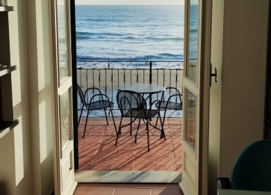 Una biblioteca sul mare