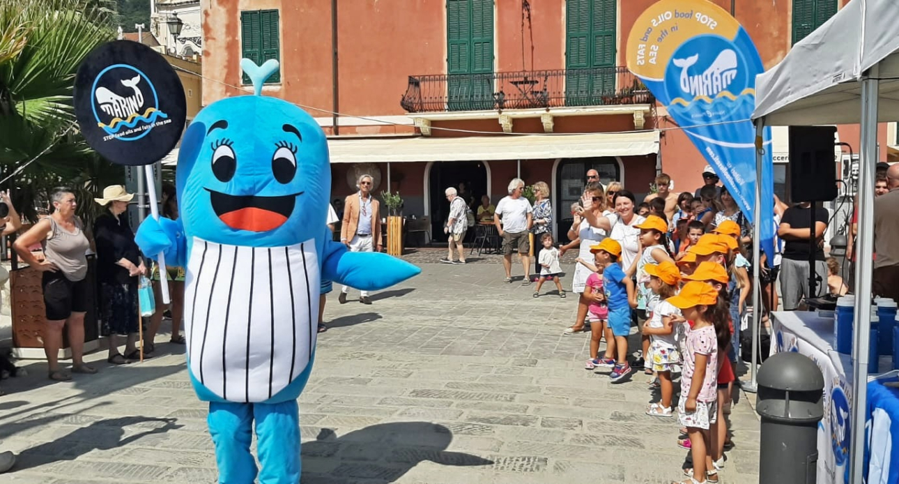 Laigueglia alza la sua terza Bandiera Blu: un gesto che parla di futuro